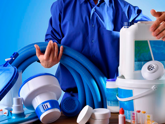 Equipamentos e produtos para piscina